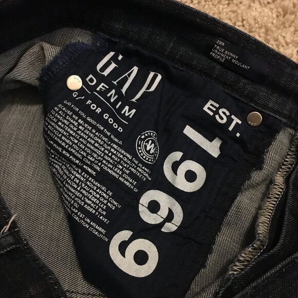 GAP Denim True Skinny Jeans - Picture 9 of 14